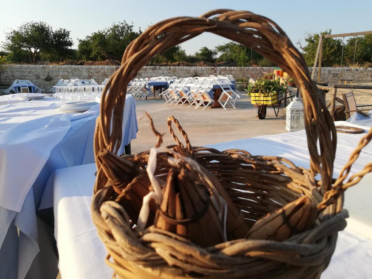 Agriturismo Tenuta Sparaceto Modica Buitenkant foto